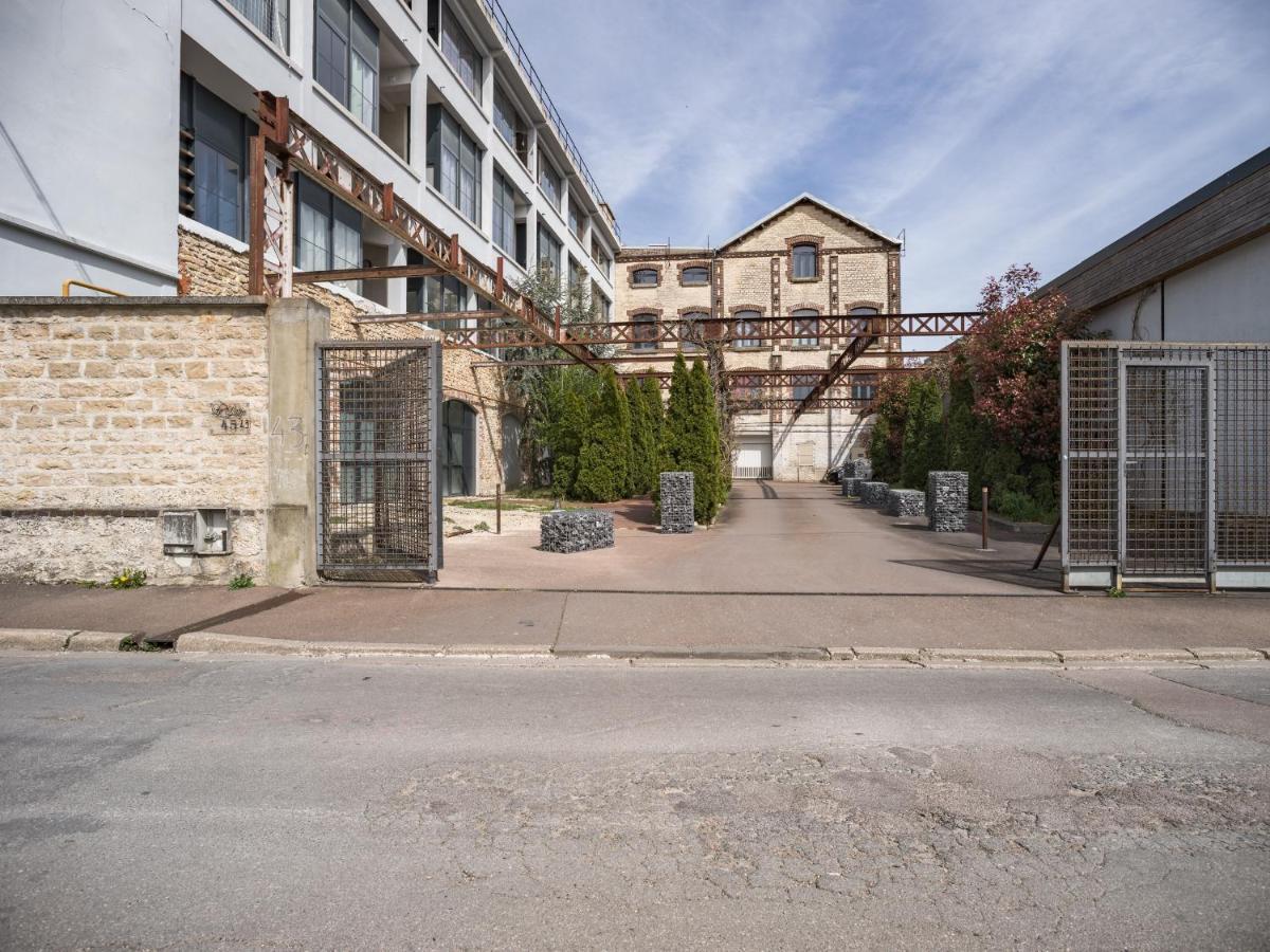 Апартаменти Loft Courtalon - Haut Standing - Patio - Parking Prives Труа Екстер'єр фото