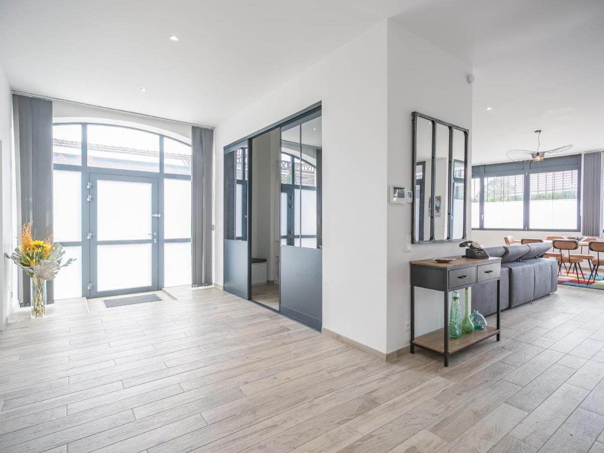 Апартаменти Loft Courtalon - Haut Standing - Patio - Parking Prives Труа Екстер'єр фото